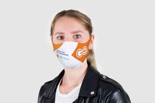 Wij bedrukken en confectioneren mondkapjes